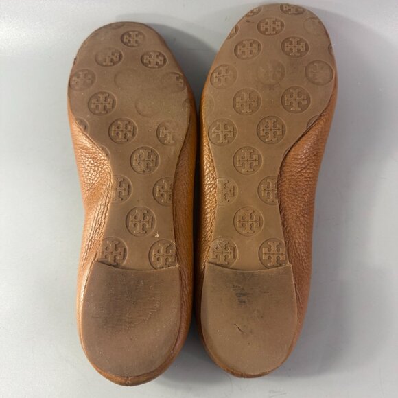 Tory Burch British Tan Leather Reva Flats Tumbled Leather Logo - Picture 9 of 13